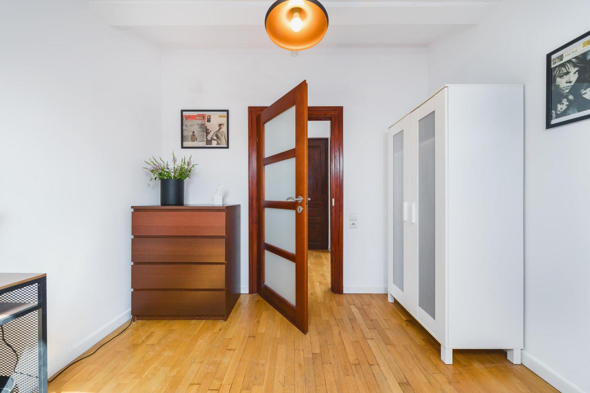 Apartament Unique Spacious 3 Bedroom - Old Town Loft - By Upstairs
